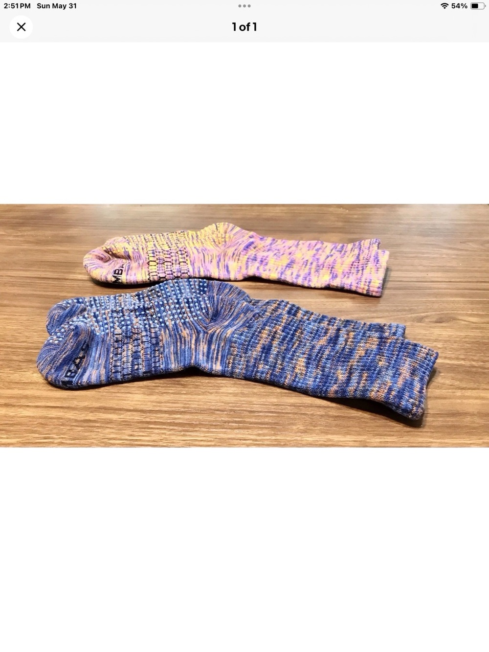 2 pr women’s Bombas mid calf gripper socks Sz Small NWOT